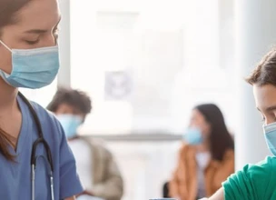 Funciones de una Enfermera Escolar: más que un sanitario